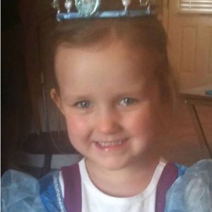 Meet your Posher, Ella